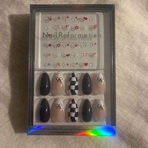 Nail Reformation Press-On Nails Set